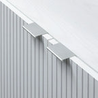 Armoire blanche à 2 portes