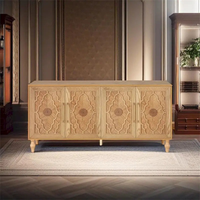 Grand meuble de rangement avec porte à fleurs sculptées