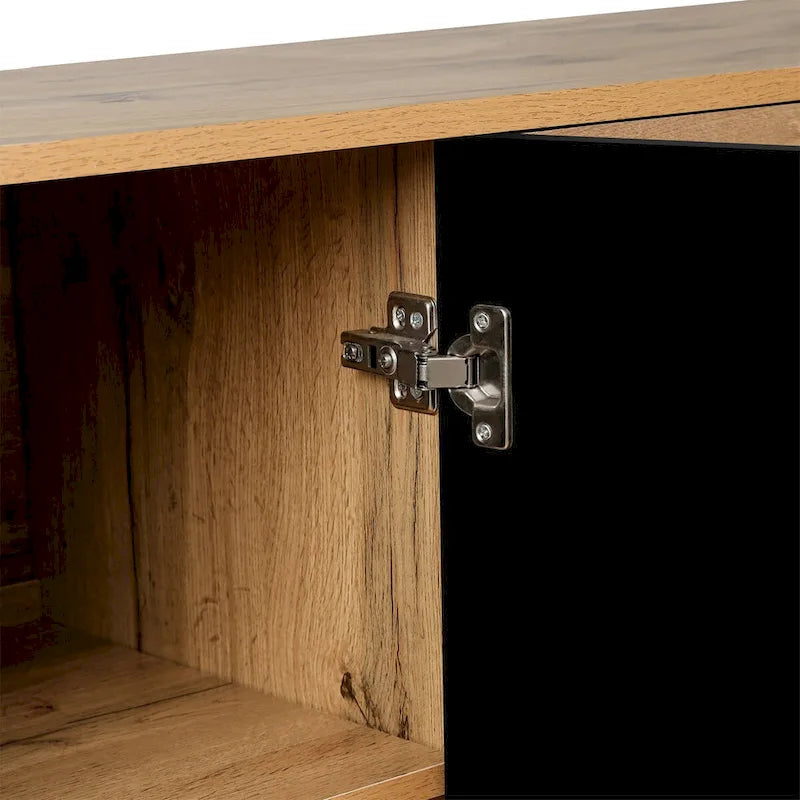 Grand meuble de rangement avec porte à fleurs sculptées