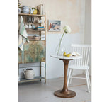 Meuble en métal très vieilli avec étagères à lattes